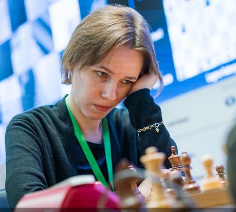 Mariya Muzychuk of Ukraine and former World Ladies Champion with 2 points at the end of day 1. Photo credit Lennart Ootes & David Llada.