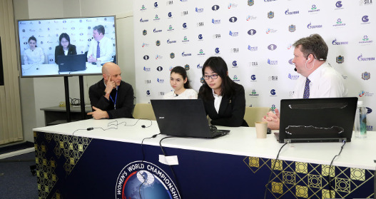A dejected Aleksandra Goryachkina and Ju Wenjun at the Press Confrence.