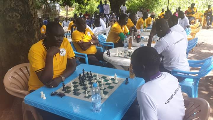 A match between Kongor Chess Club and Duk Chess Club.